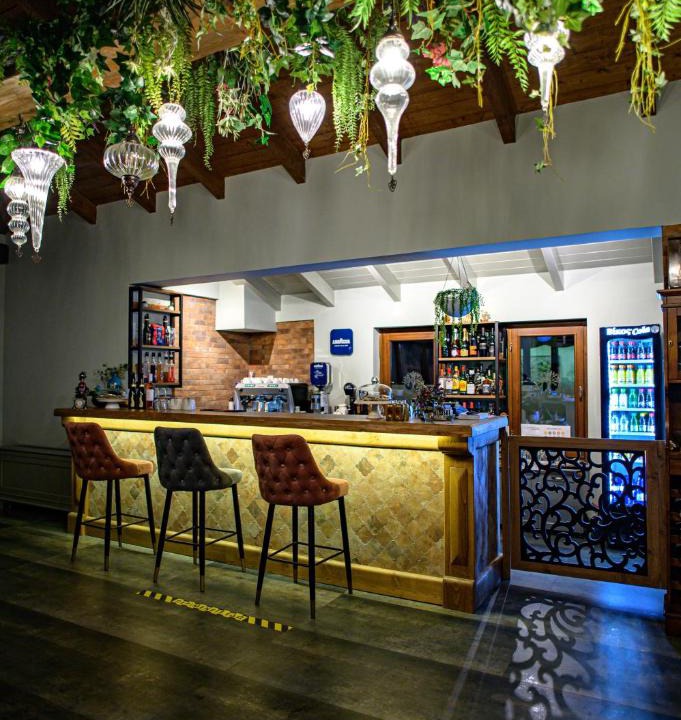Perama Hotel | Álbero Hotel