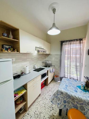 Loutraki Apartment | ΑPARTMENTS IN THE CENTRE