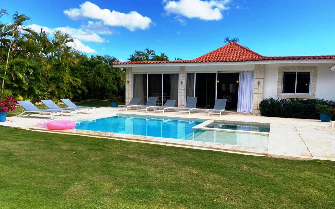 Los Lagos Villa | 1000 m² Villa ∙ 5 bedrooms ∙ 10 guests