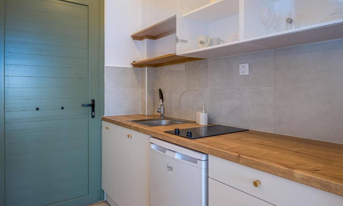 Agia Marina Apartment | 123 Soleil