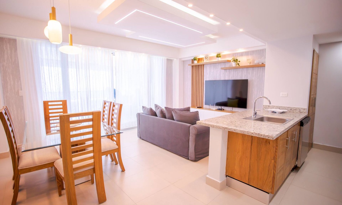 Juan Dolio - El Pueblo Apartment | 14th Floor Modern Ocean, Beach & Pool View Apartment in Juan Dolio