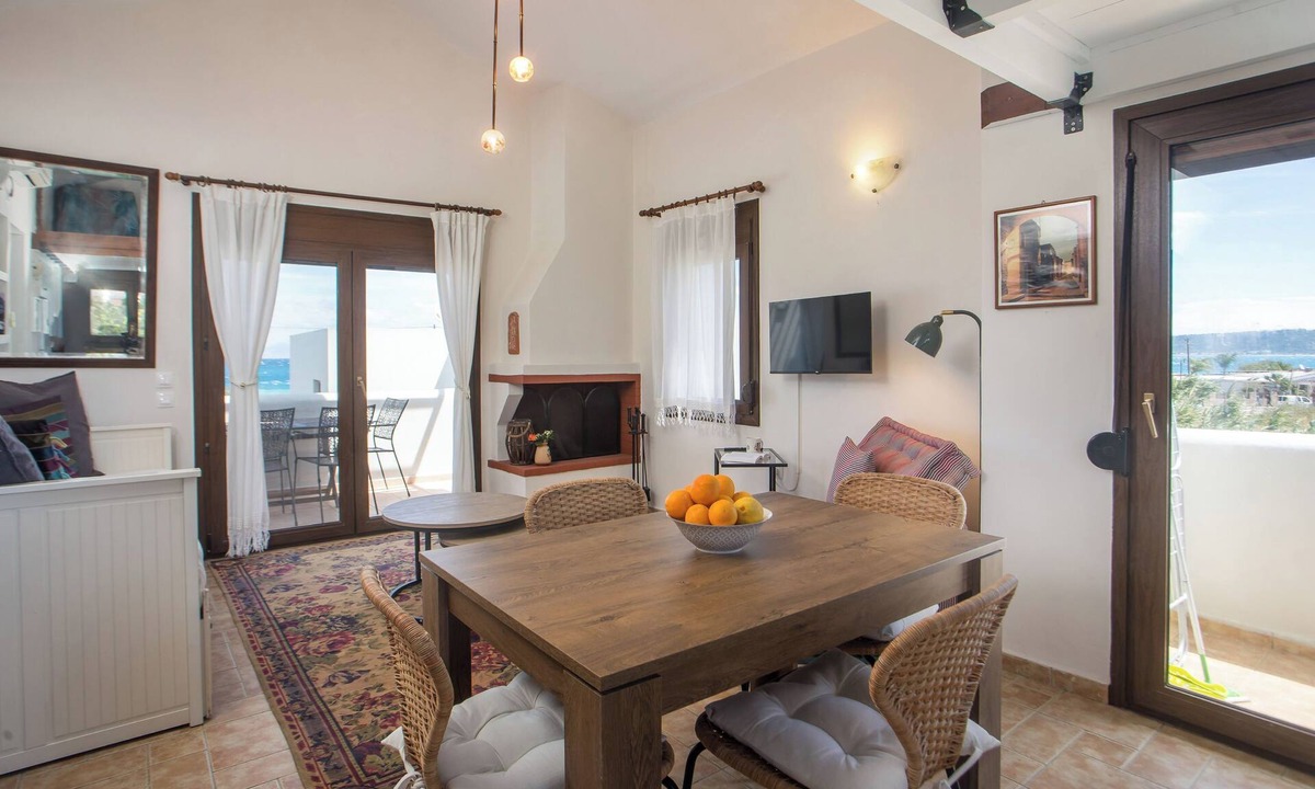 Ialyssos Apartment | 2 room apartment ARES for 2-4 pers. in villa Mylos - great sea views in Ialysos