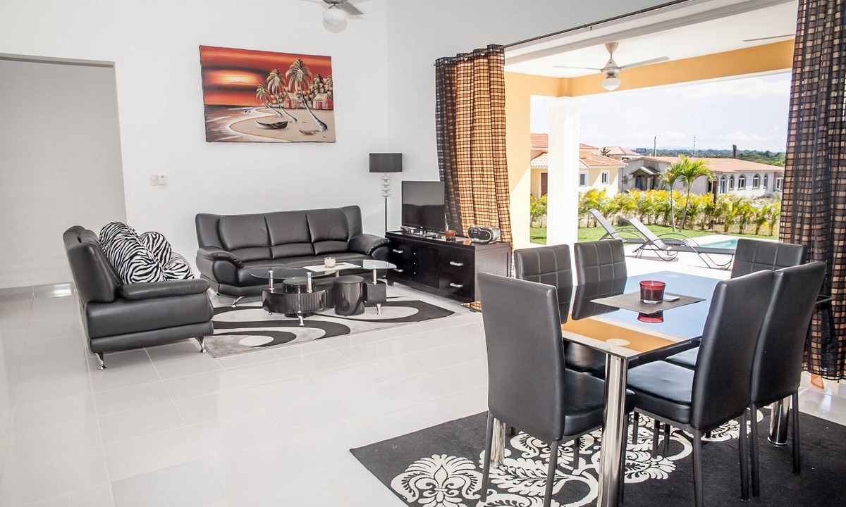 Sosua Villa | 2BD Guest-friendly villa in beachfront resort with tennis/basket/gym!