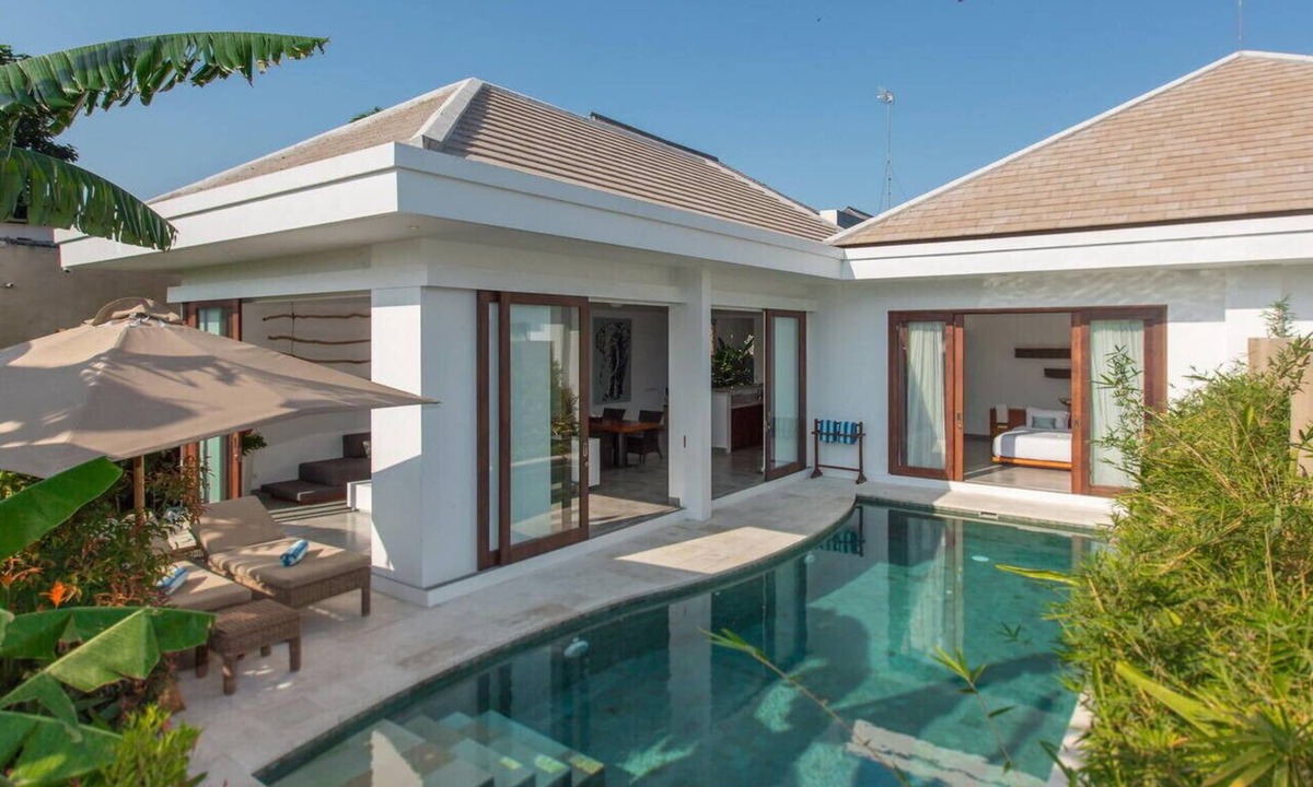 Central Seminyak Villa | 2BR VILLA CENTRAL SEMINYAK 15 MINUTES TO BEACH