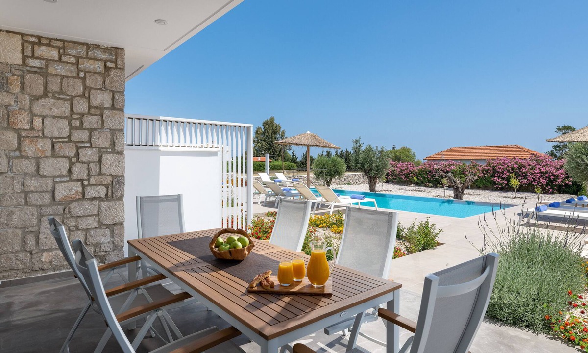 Gennadi Villa | 3 charming newly built semi-detached luxury villas