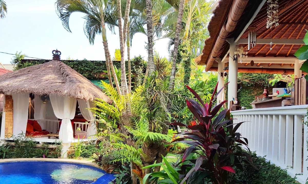 Umalas Villa | 30% OFF! 3BR + POOL IN SEMINYAK!