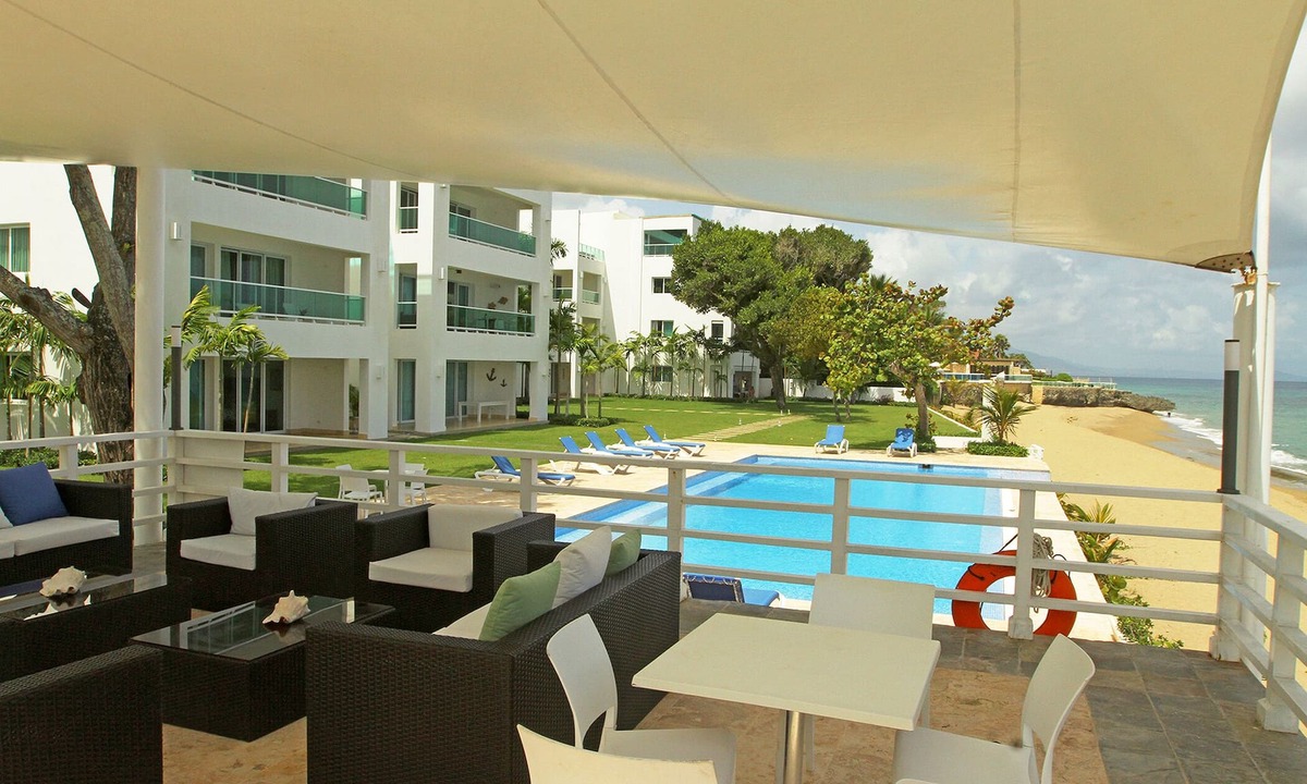 Sosua Apartment | 3BD beachfront condo, sea views, pool/cable TV/AC/Parking/Internet