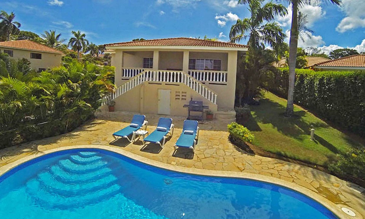 Urbanizacion Tavarez Villa | 3BD guest-friendly villa with private pool near Sosua clubs/restaurants