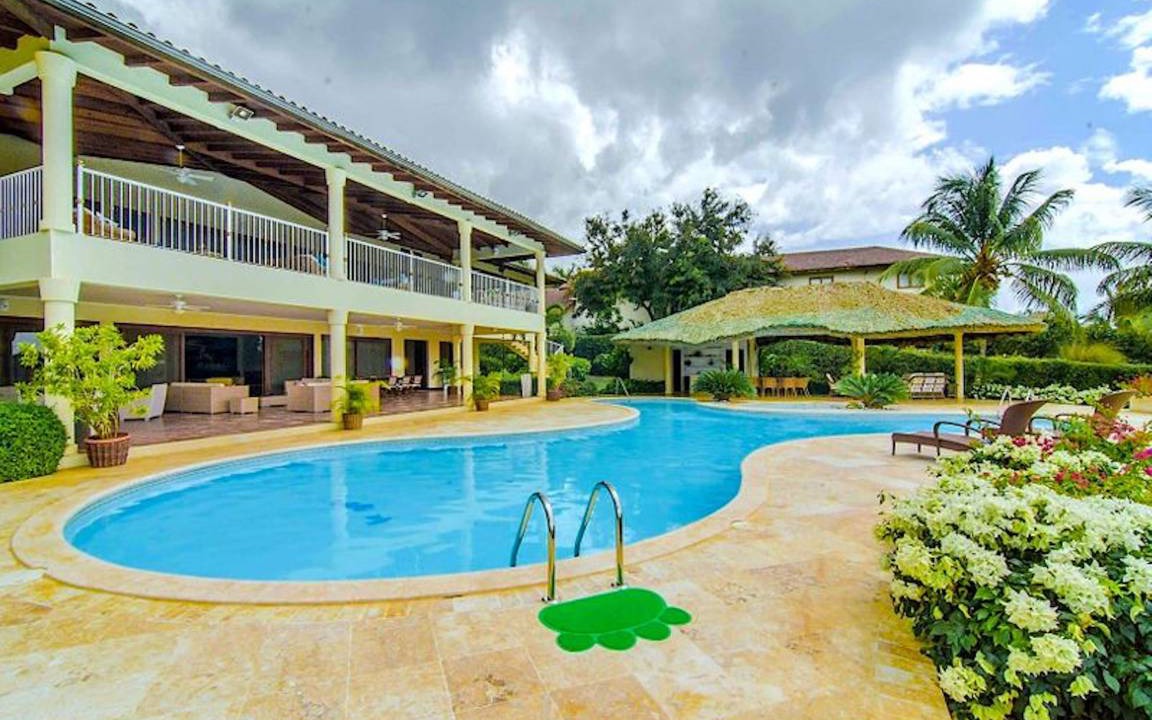 Las Lomas Villa | 4000 m² Villa ∙ 7 bedrooms ∙ 32 guests