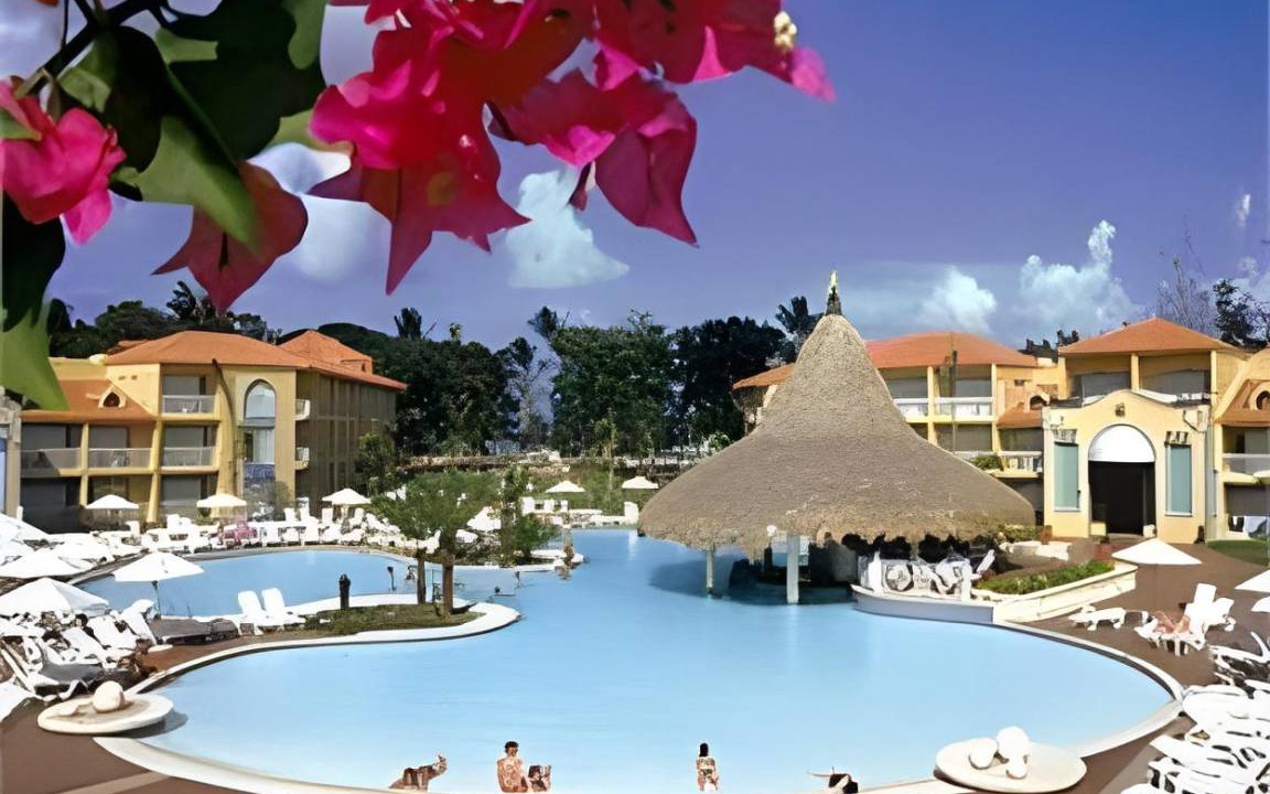Costa Dorada Resort | 50 m² Resort ∙ 4 guests