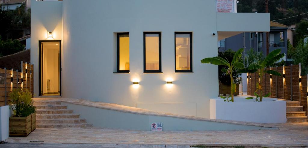 Nikiana Apartment | 5th Continent