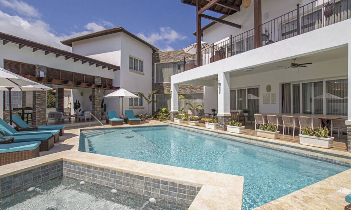 Barrio Las Yaguitas Villa | 6 bedroom luxury villa in superb Puerto Plata!