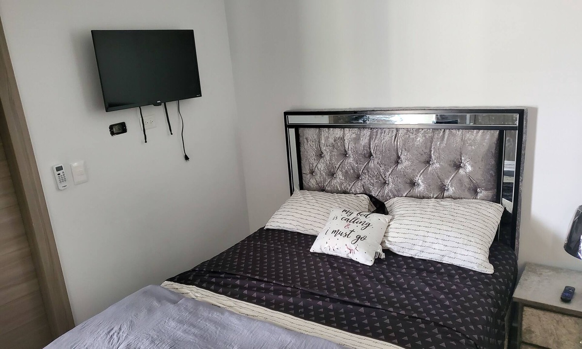 Veron Apartment | A quiet and familiar space