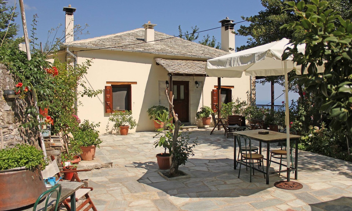 Tsagarada Villa | A sunday at the countryside
