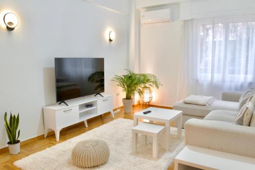 Athens Apartment | A Very Friendly and Central Home