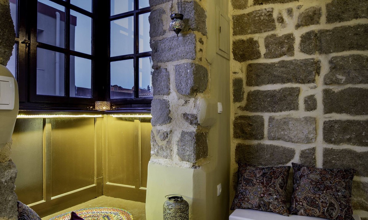 Rhodes Old Town House | A33 Rhodes Old Town House