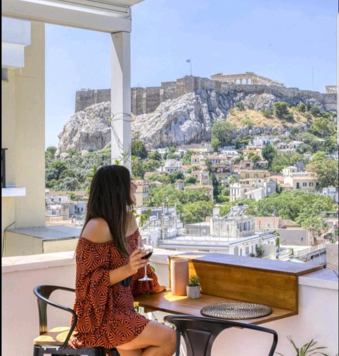 Plaka Apartment | Acropolis stunning view Penthouse in Plaka for 2!