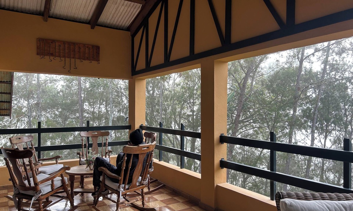 Constanza Cabin | Adorable 3-bedroom cabin in tranquil Constanza getaway