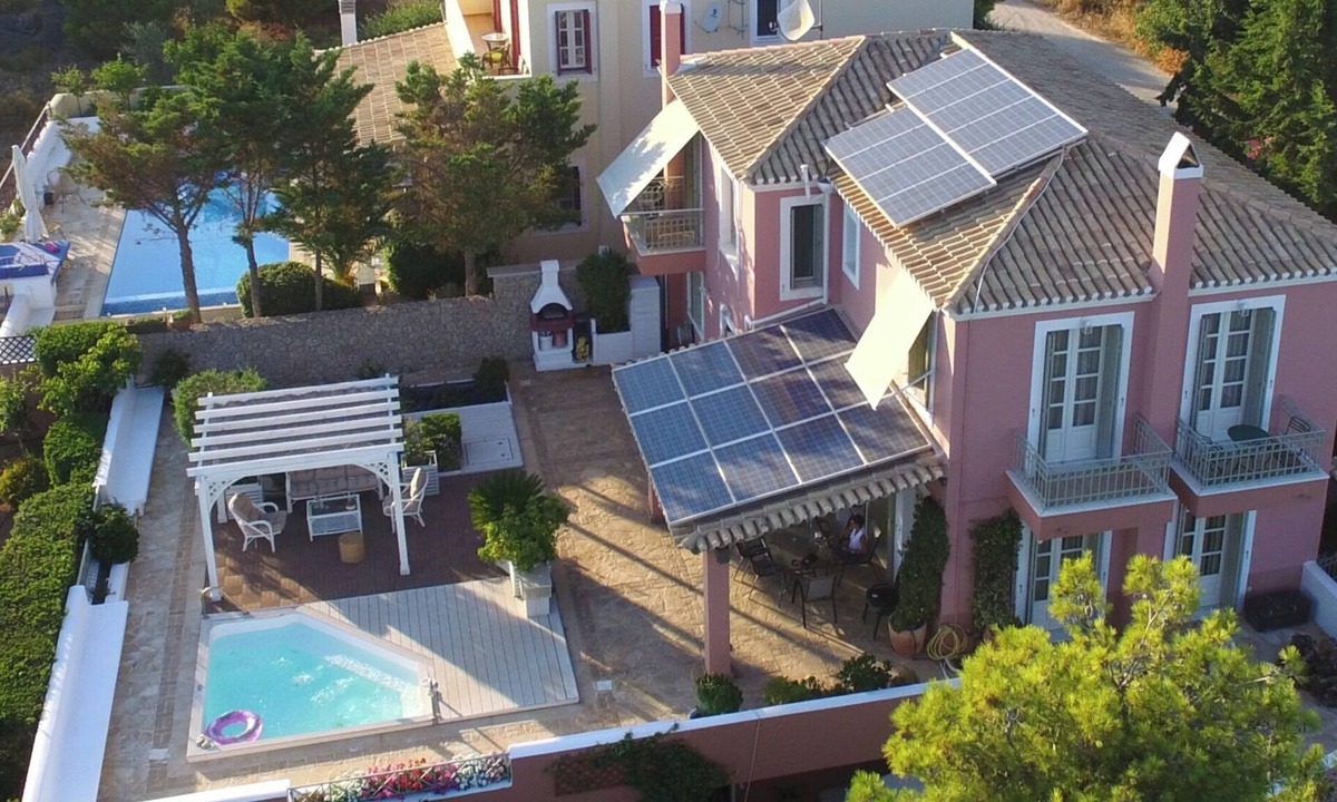 Agios Emilianos Villa | Aemilianus Nest family villa with pool and sea view