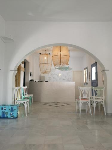 Kamares Apartment | Aeolos Hotel