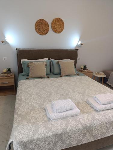 Archangelos Apartment | Agathi Paradise Studios
