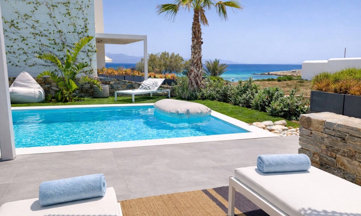 Ampelas Villa | Akoya Pearl Villa - Sea Front