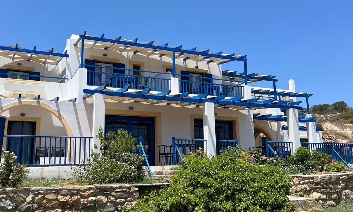 Platia Ammos Apartment | AKROTIRI