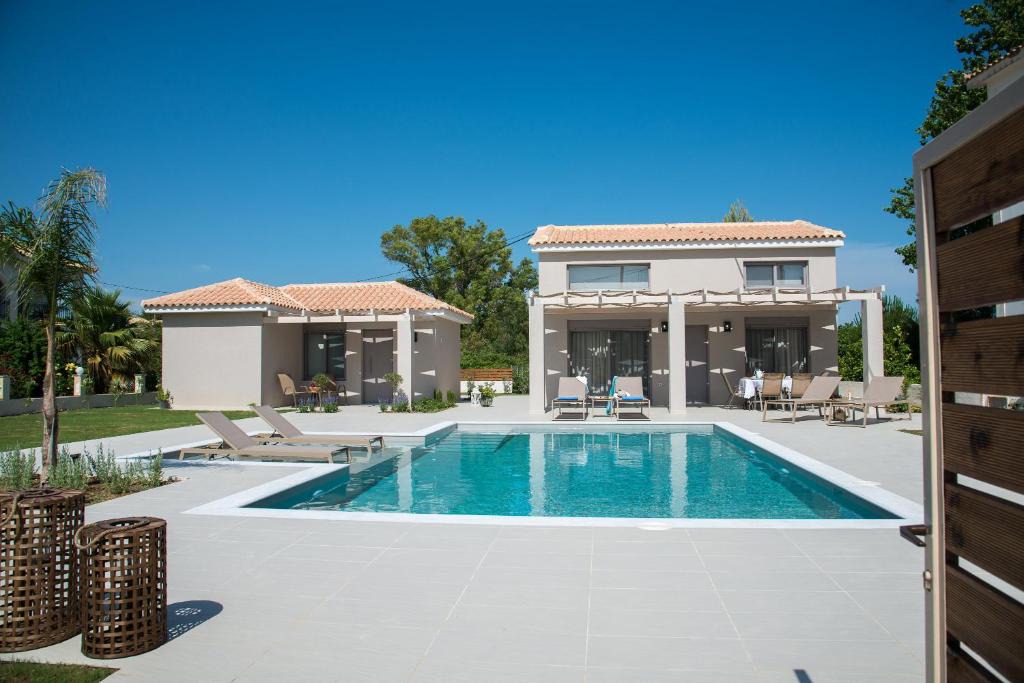 Porto Koukla Villa | Alba Al Mare Villette
