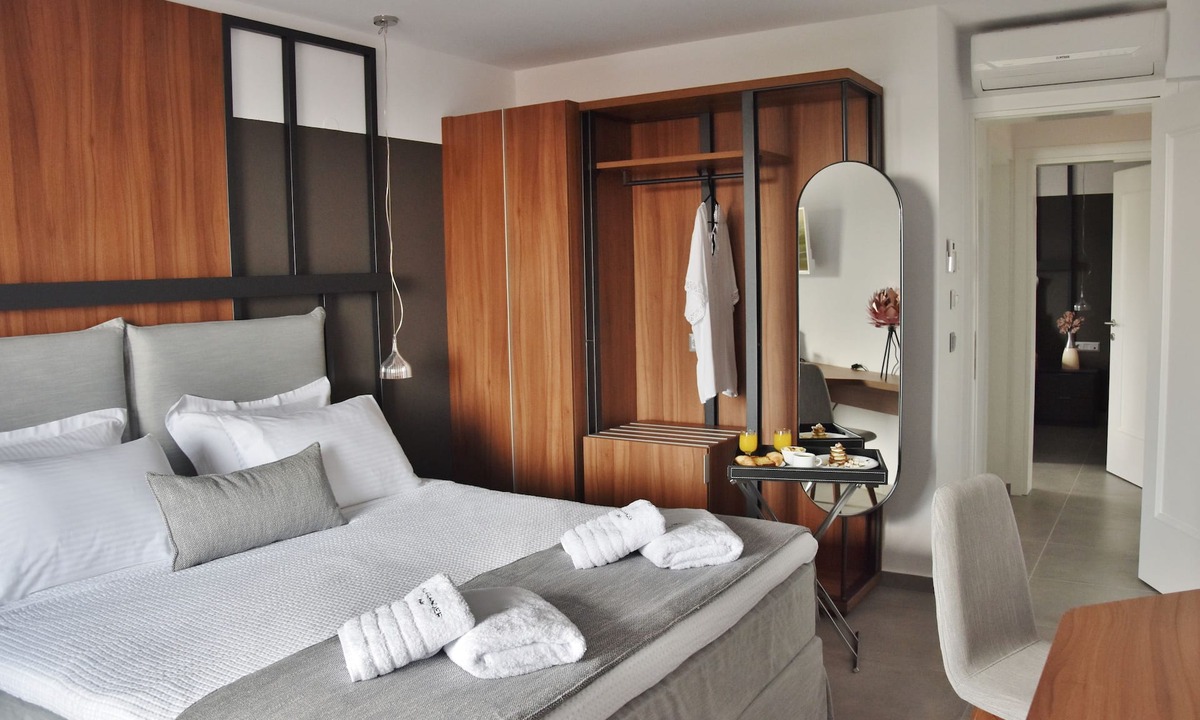Stavros House | Alexander Inn