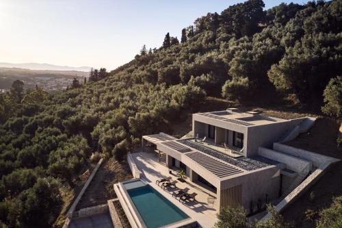 Akrotiri Villa | Alpha Villa - A Leading Luxury Villa!