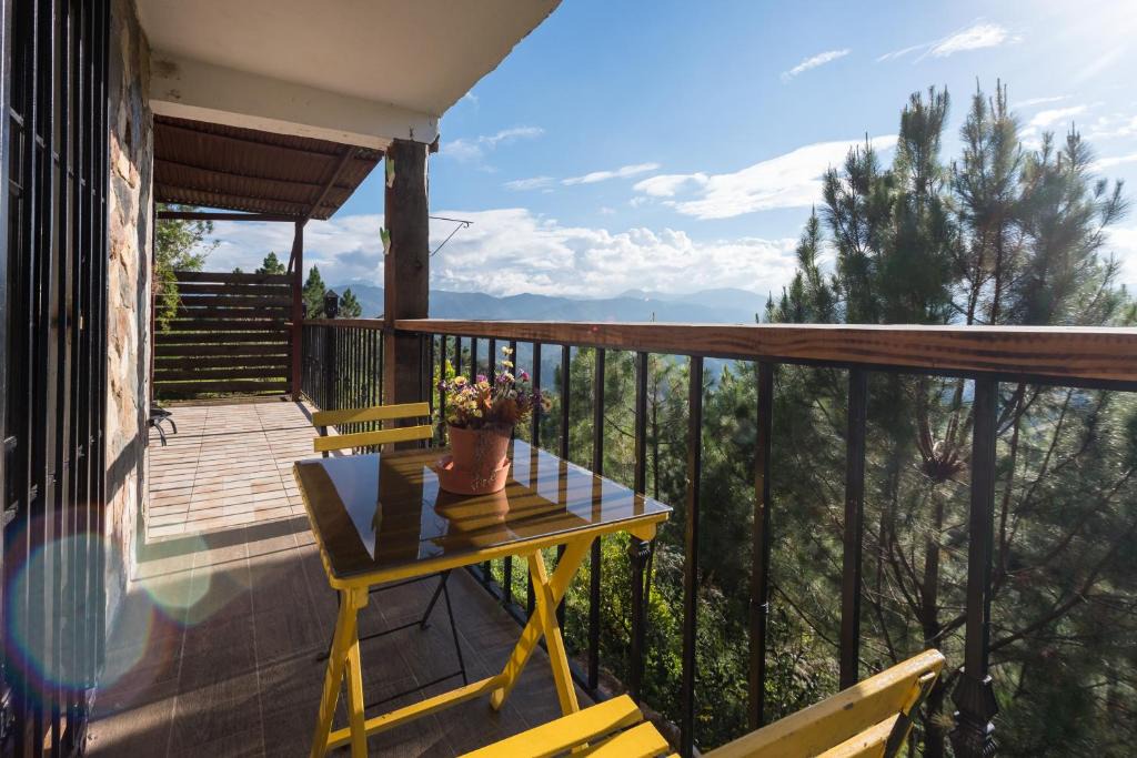 Constanza Apartment | Altos de Chulavista Constanza