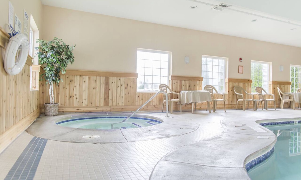 Bad Axe Hotel | Ameriway Inn and Suites