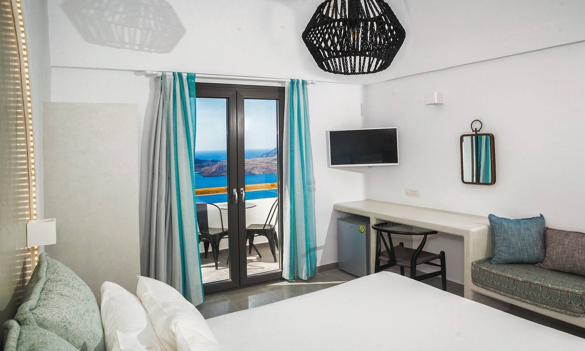 Fira Hotel | Amity Superior Suite