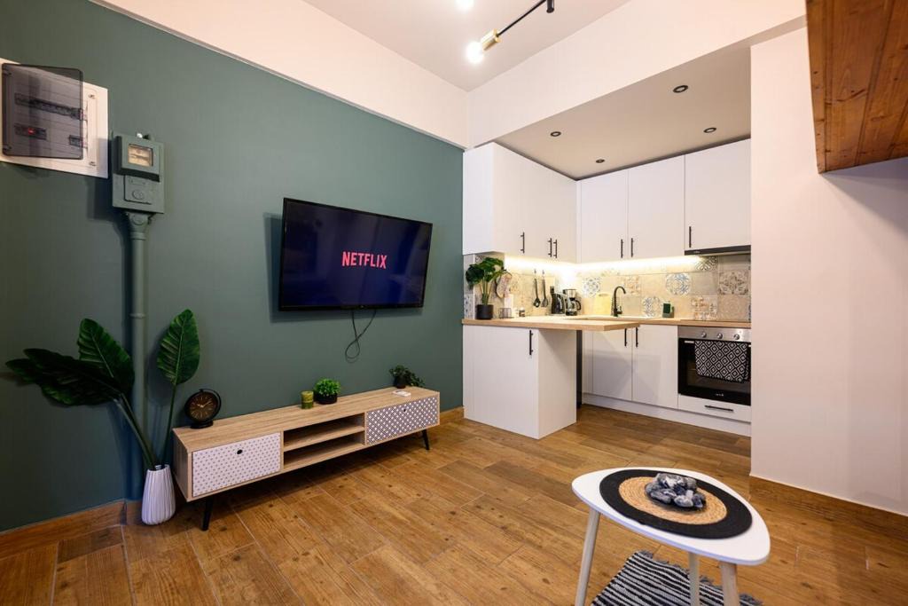 Kypseli Apartment | Amorgou maisonette