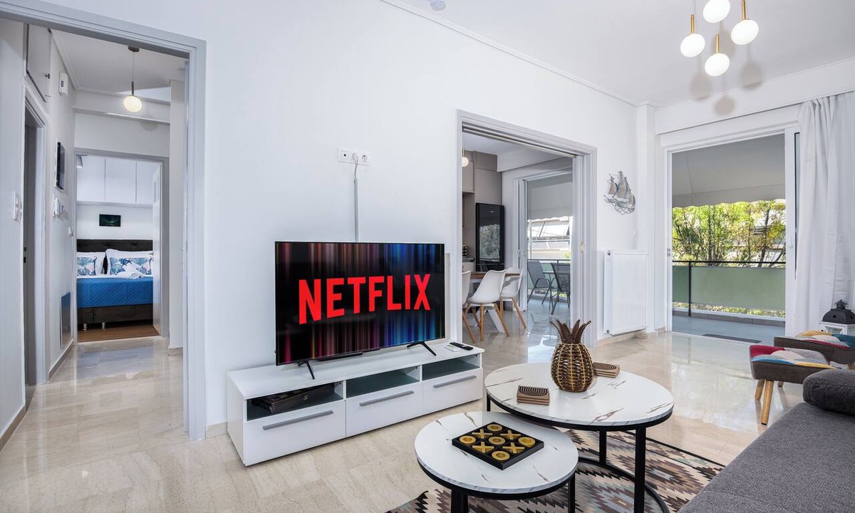 Glyfada Apartment | Amphitryon Residence | 2BR Apartment in Glyfada