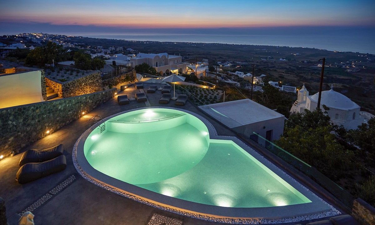 Finikia Hotel | Anchor Suites