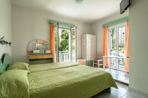 Lourdata House | Angela partial sea view 6