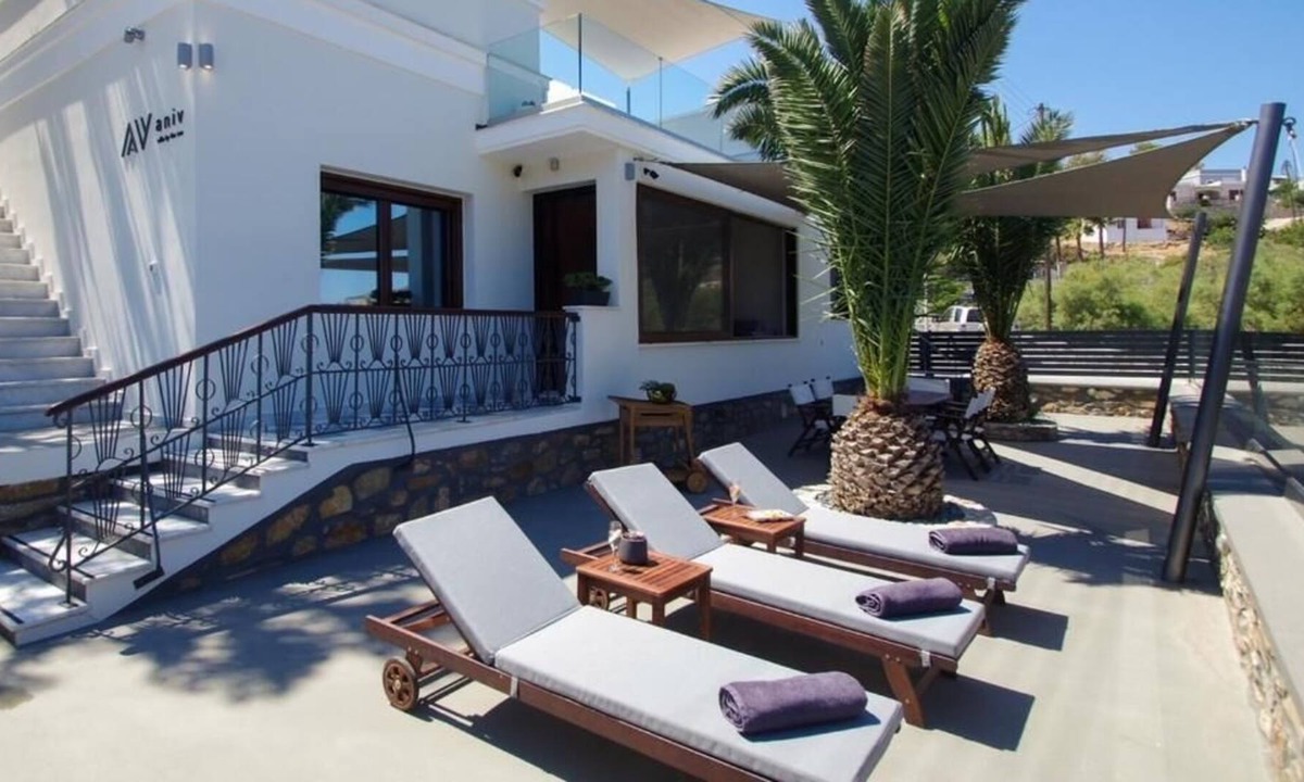 Kini Villa | Aniv Villa by the Sea