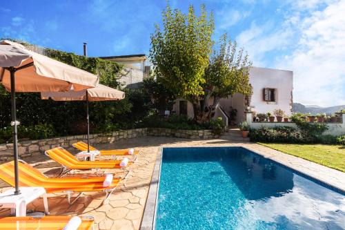 Monopari Villa | Antheon - Three Bedroom Villa with Private Pool