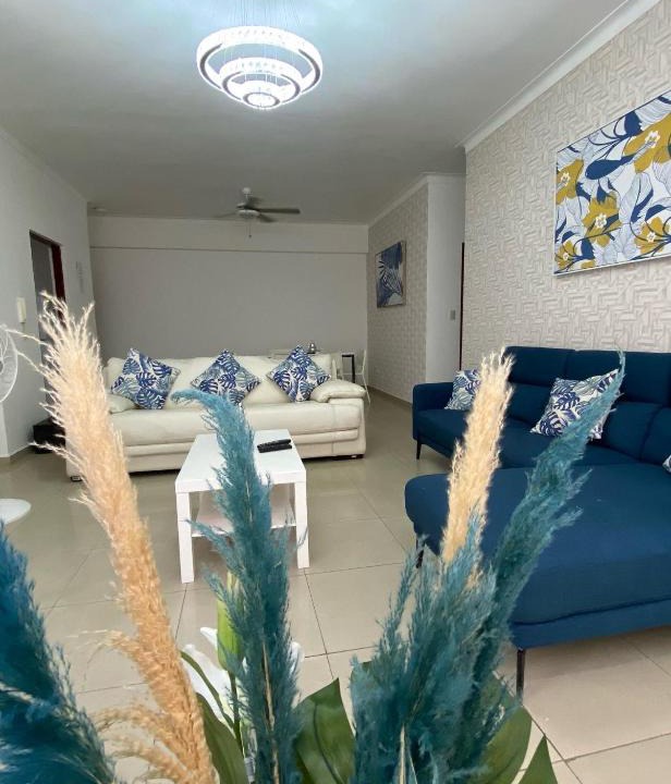 Evaristo Morales Apartment | Apartamento en Evaristo morales excelente ubicado