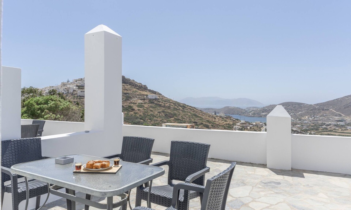 Ios Town Apartment | Apartment '5 Studio' with Sea View, Wi-Fi and Air Conditioning