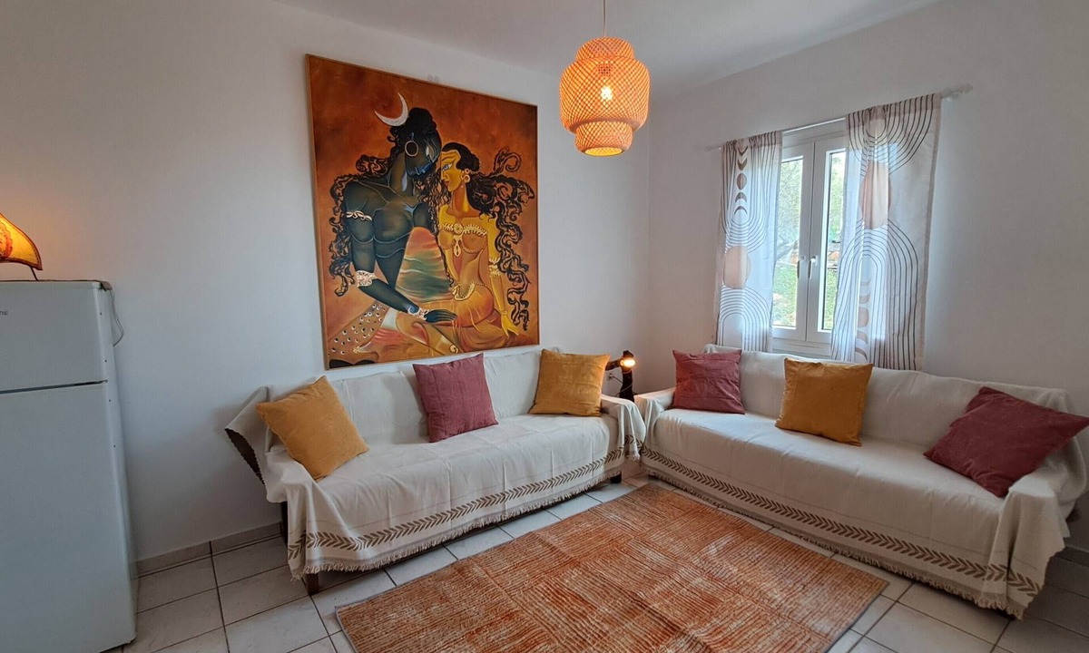 Megas Gialos House | Apartment 'Syros Mandala Studio-Zen' with Wi-Fi and Air Conditioning