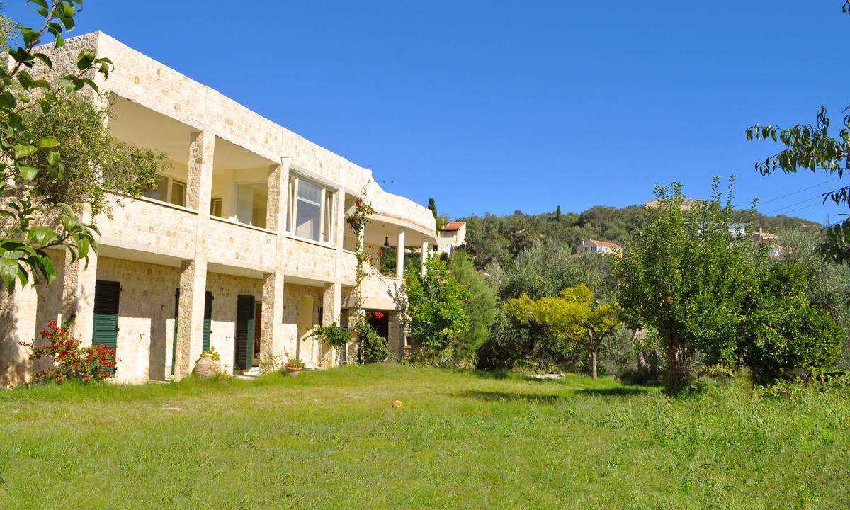 Parelia Apartment | Apartments in Holiday home Lemoni in Corfu