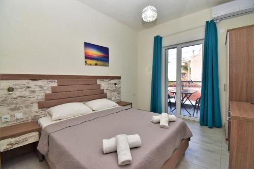Polichrono Apartment | Apartments Miki