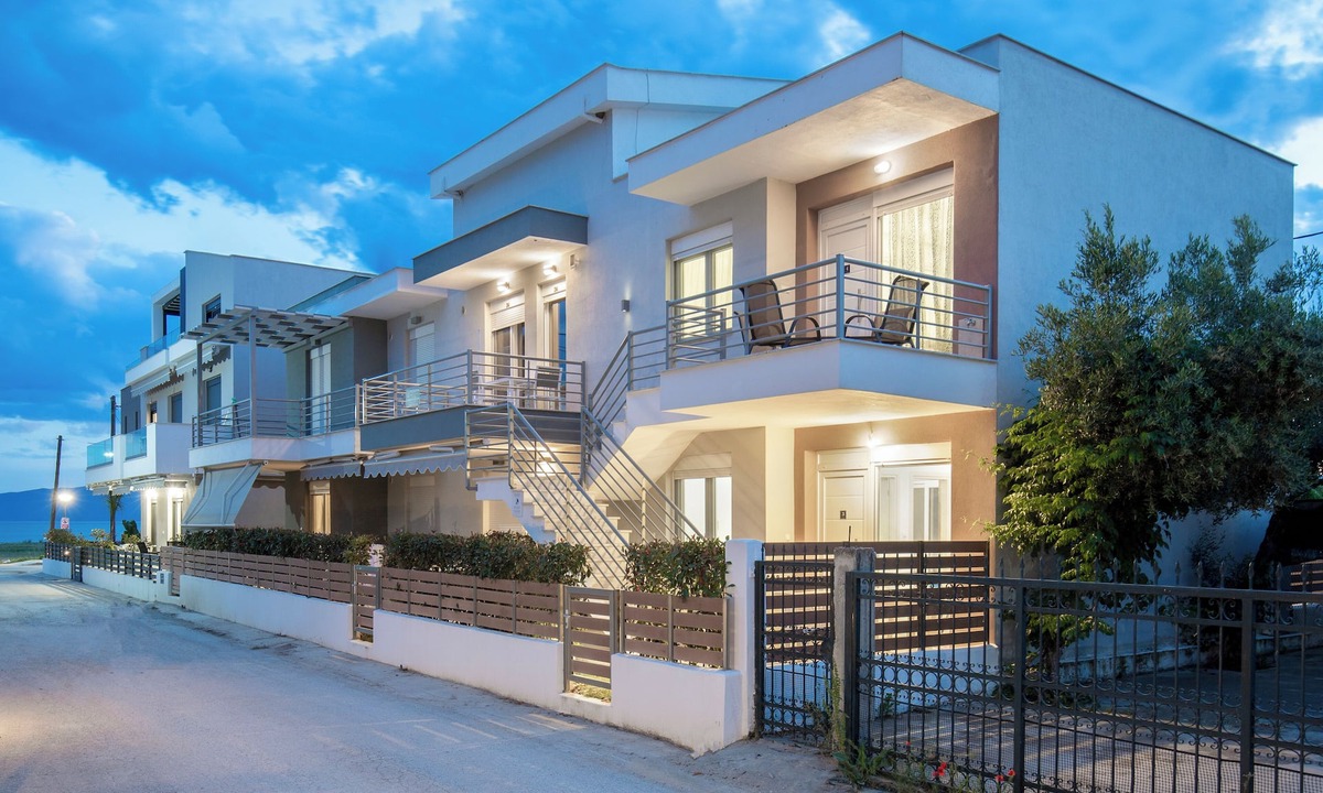 Paralia Ofryniou Resort | Aphrodite Residential Complex
