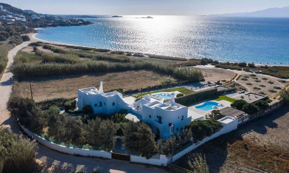 Maragas Villa | Aqua Breeze Villas Naxos