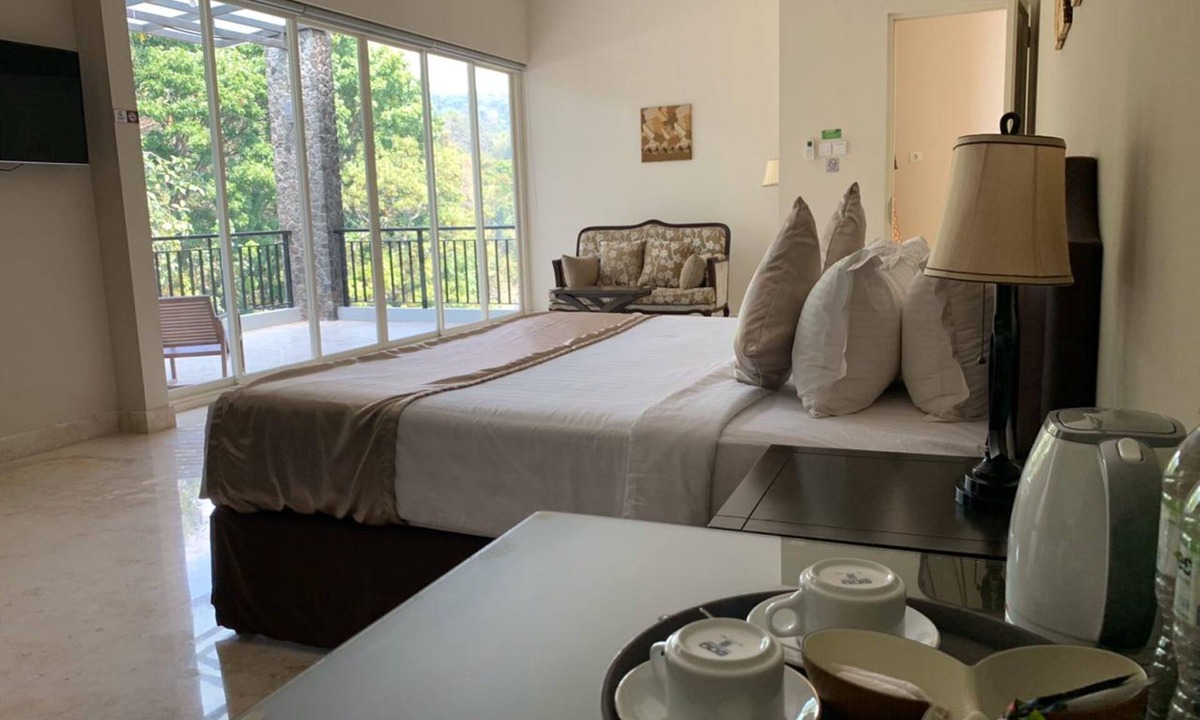 Tretes Bed & Breakfast | Arainn Bed And Breakfast Tretes Prigen by ecommerceloka