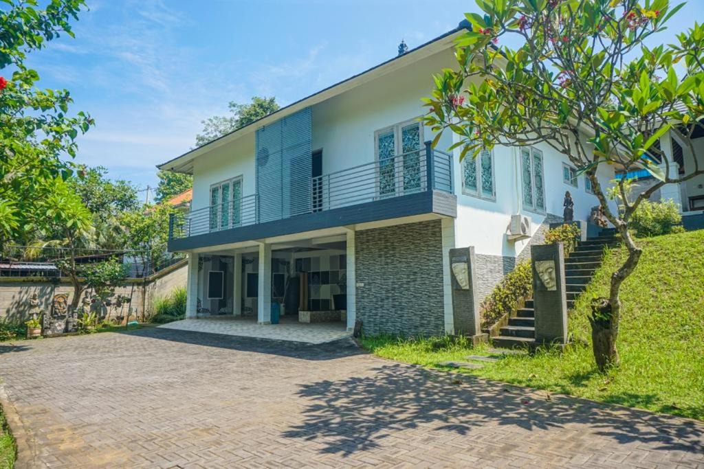 Kalibukbuk Villa | Araminth Private House
