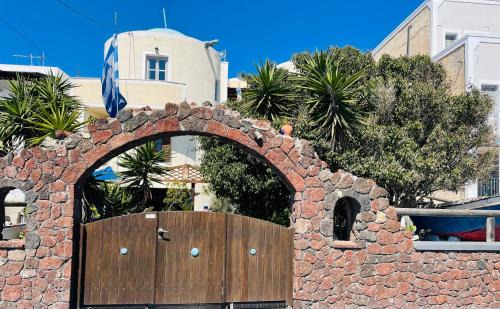 Fira House | Argonaftes