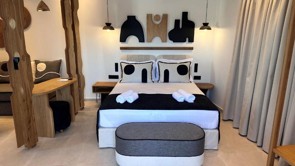 Adamas Apartment | Aristotle Suites